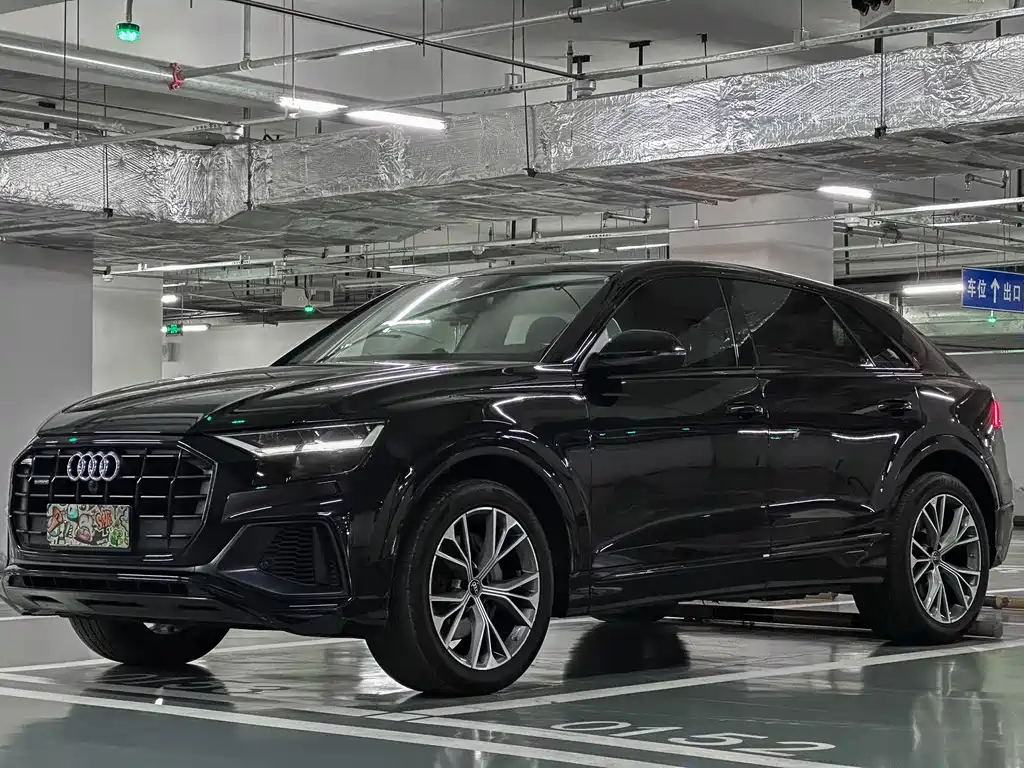 Audi Q8 2021