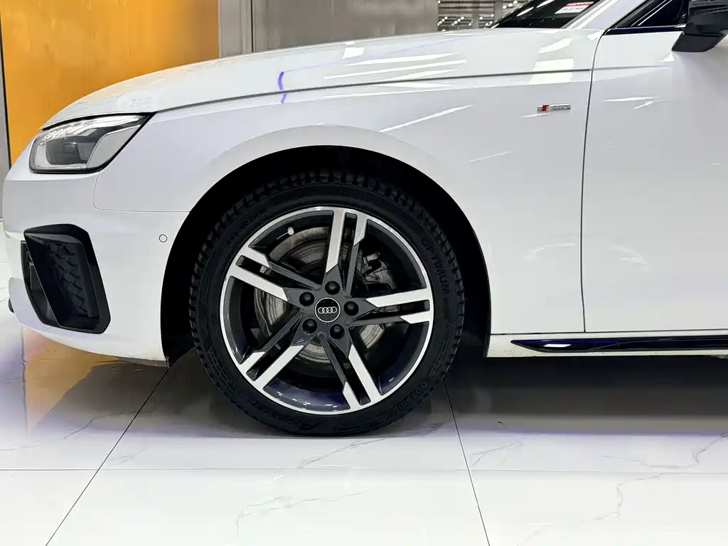 Audi A4 2022
