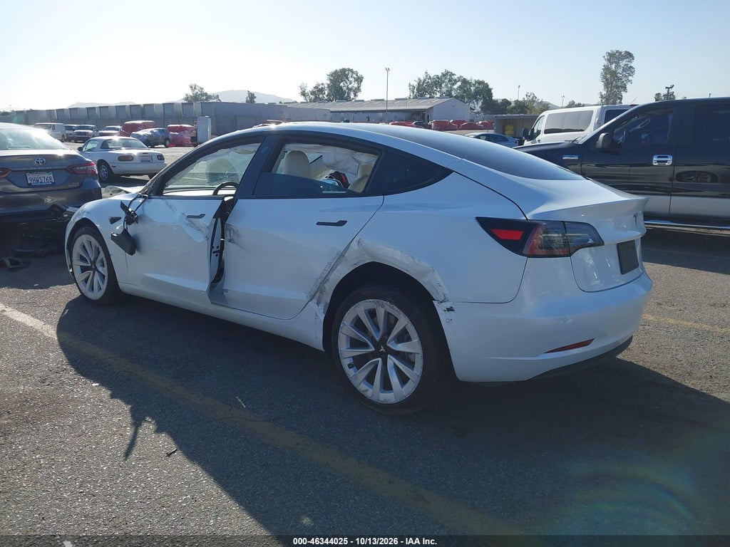 Tesla Model 3 2022