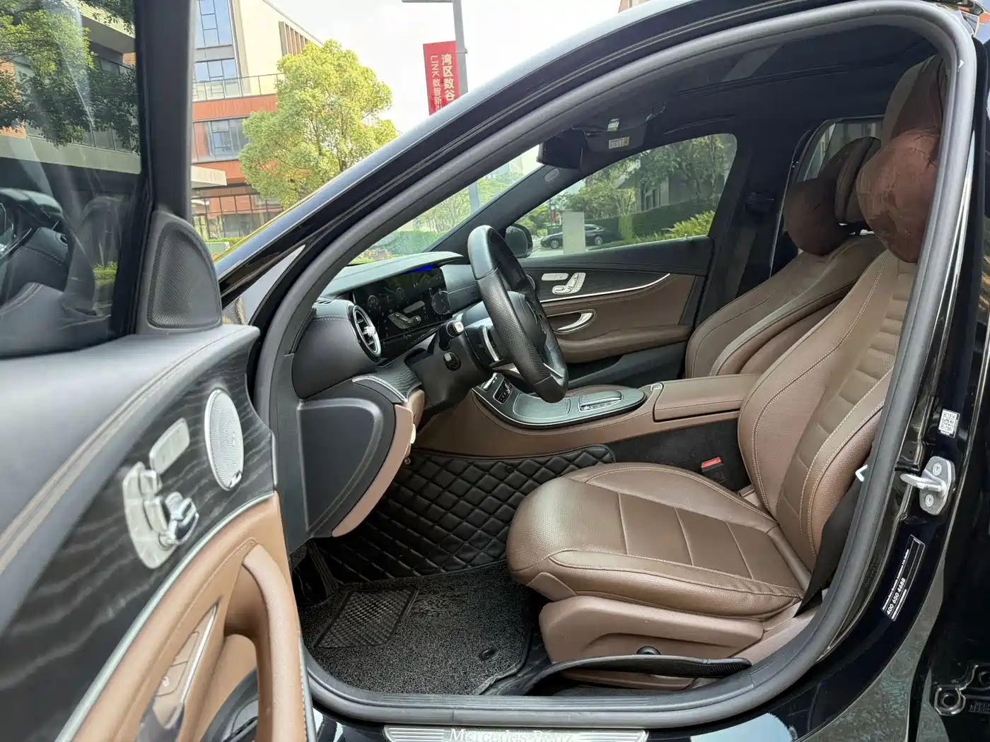 Mercedes-Benz E-Класс 2021