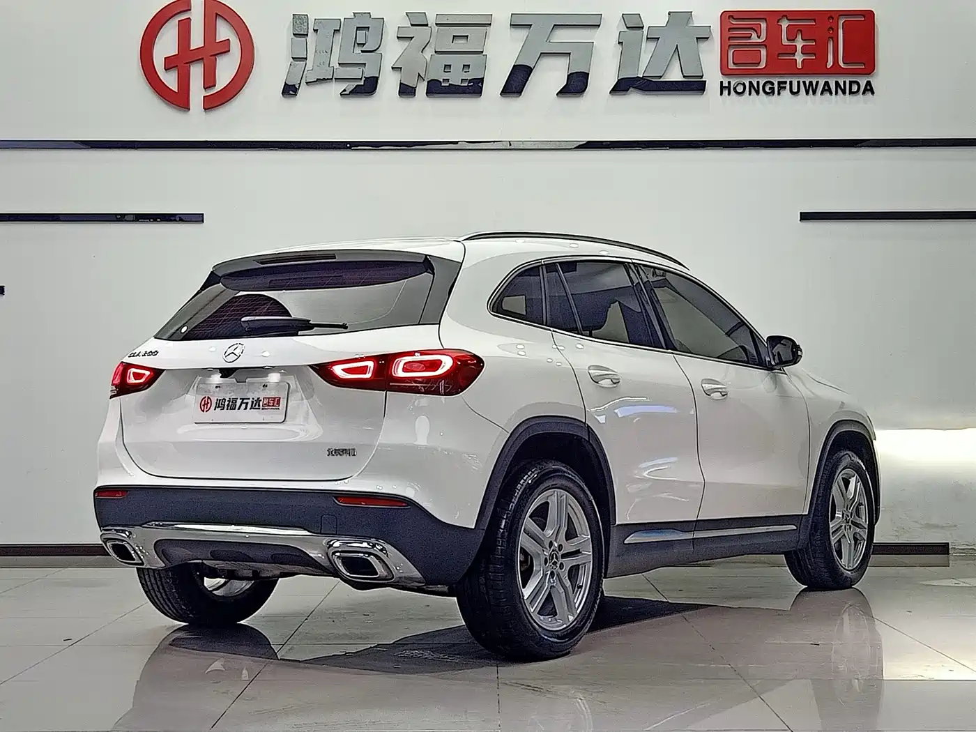 Mercedes-Benz GLA 2024
