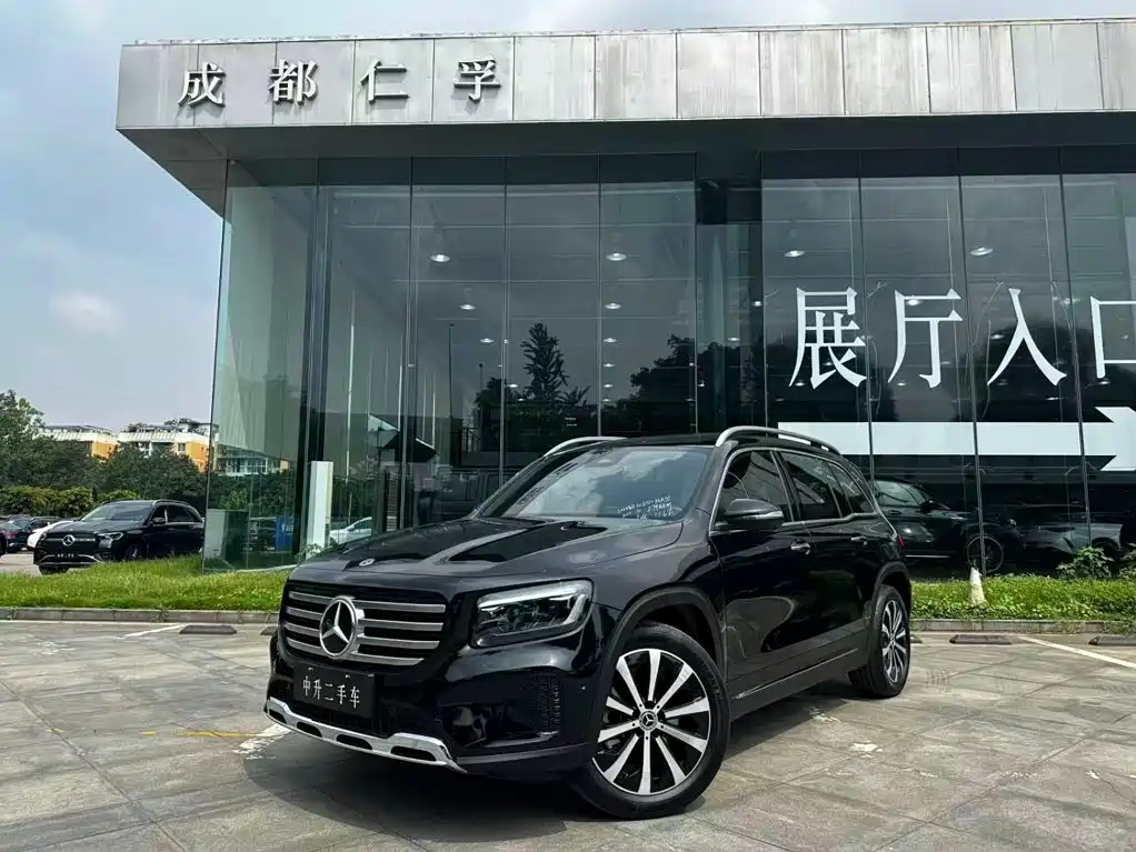 Mercedes-Benz GLB 2024