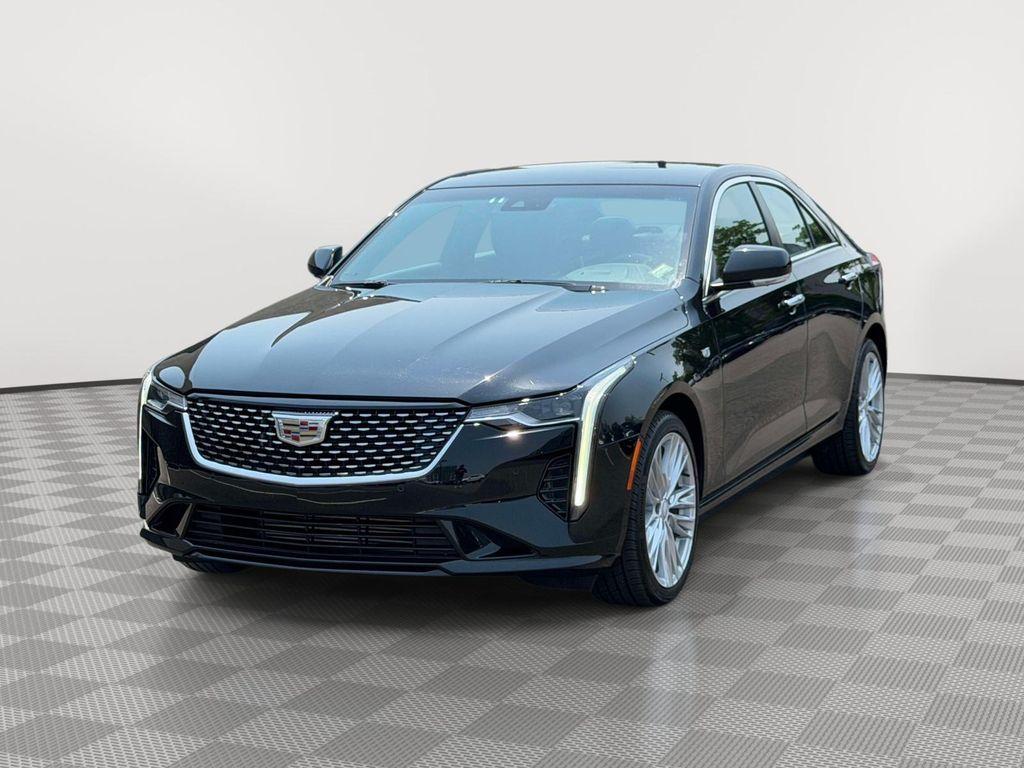 Cadillac CT4 2026