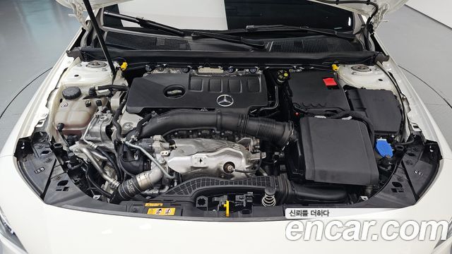 Mercedes-Benz CLA 2021
