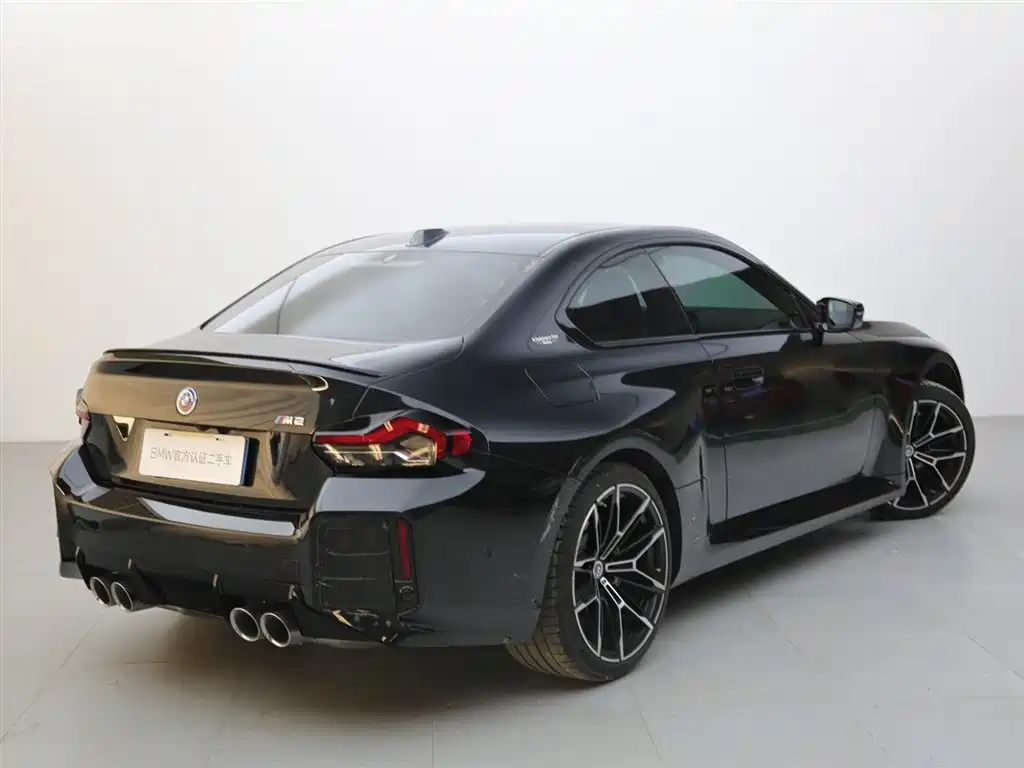 BMW M2 2024
