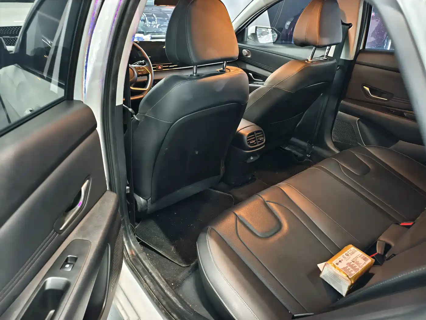 Hyundai Elantra 2023