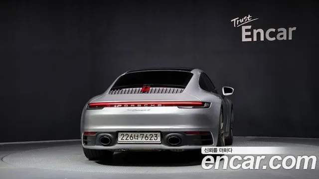 Porsche 911 2020