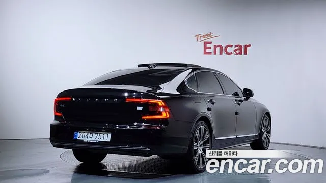 Volvo S90 2022
