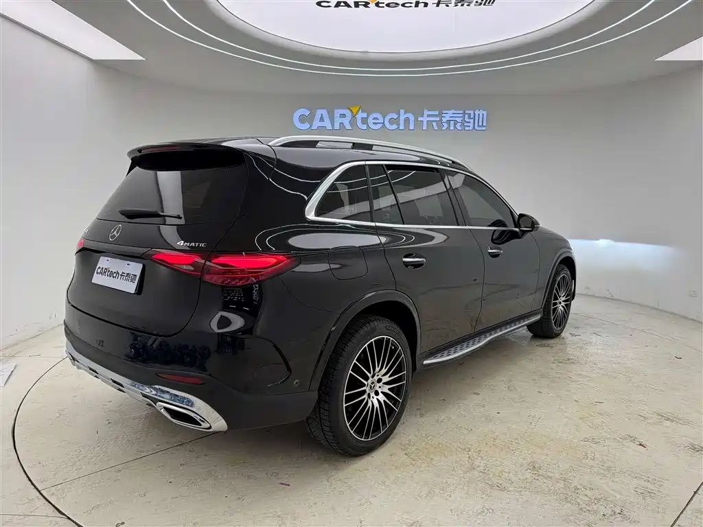 Mercedes-Benz GLC 2023