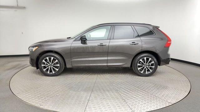 Volvo XC60 2025
