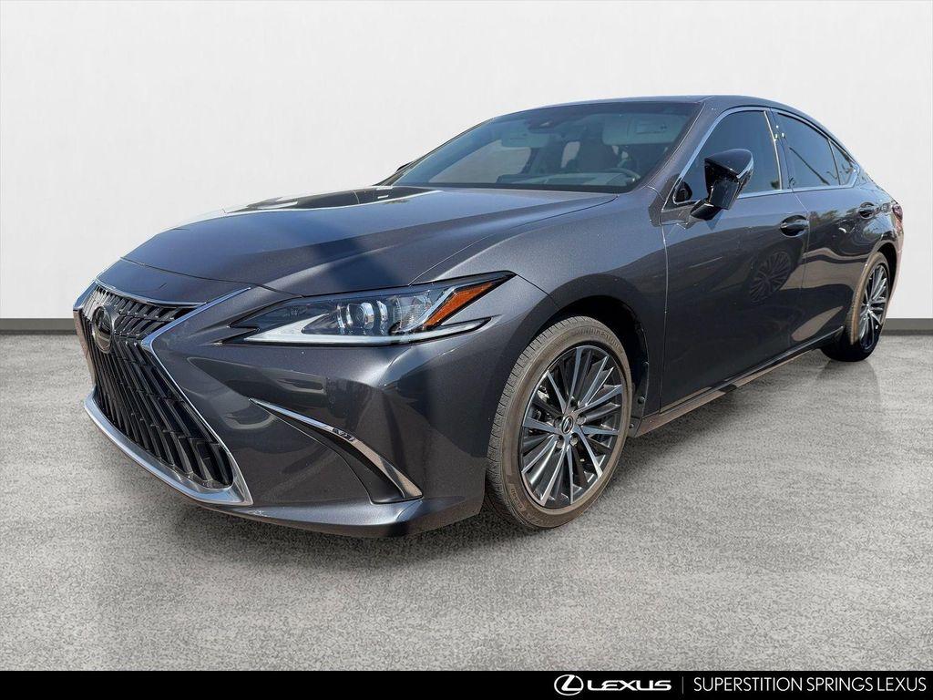 Lexus ES 2025