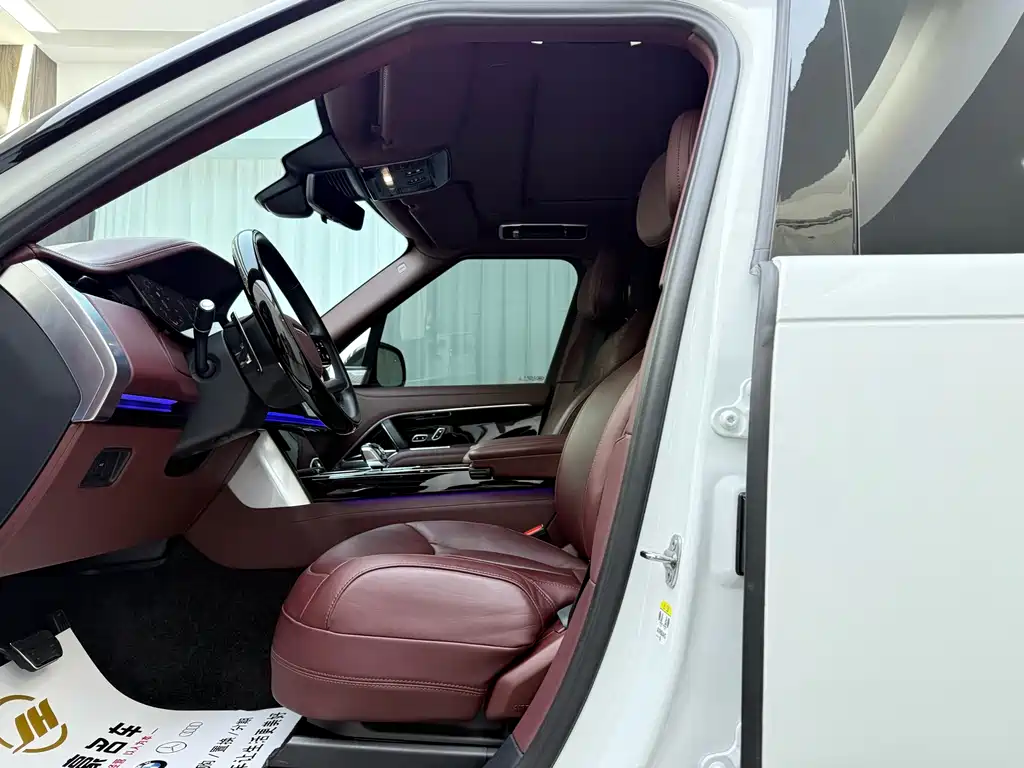 Land Rover Range Rover 2025