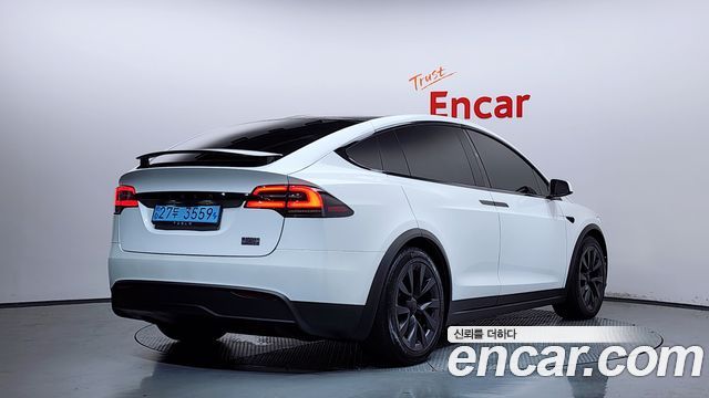Tesla Model X 2023
