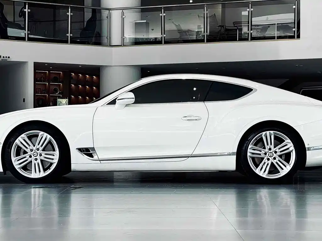 Bentley Continental 2020