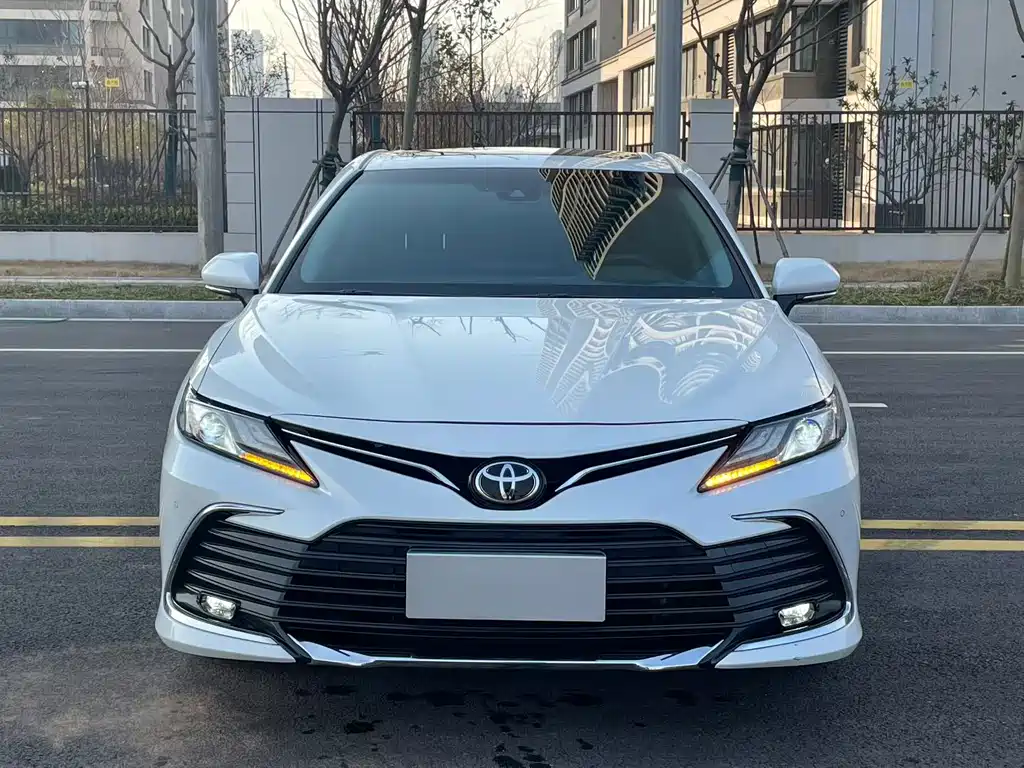 Toyota Camry 2023