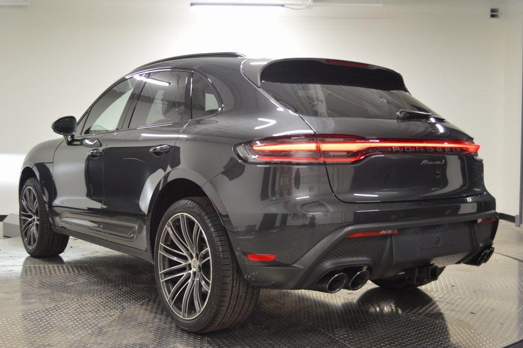 Porsche Macan 2025