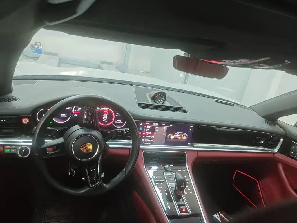 Porsche Panamera 2022