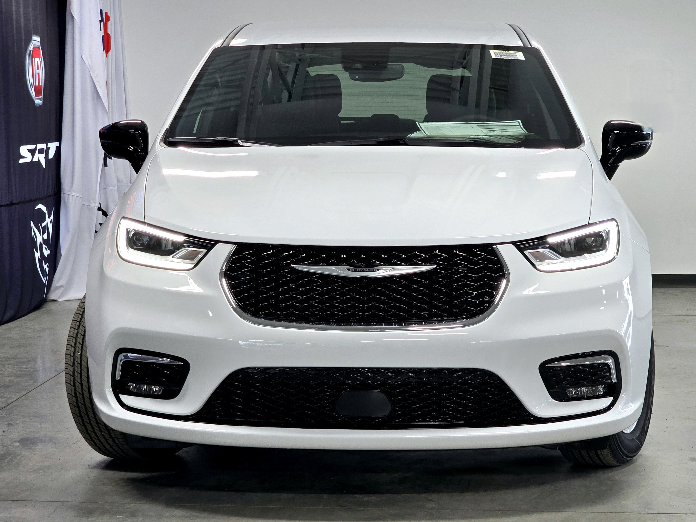 Chrysler Pacifica 2025