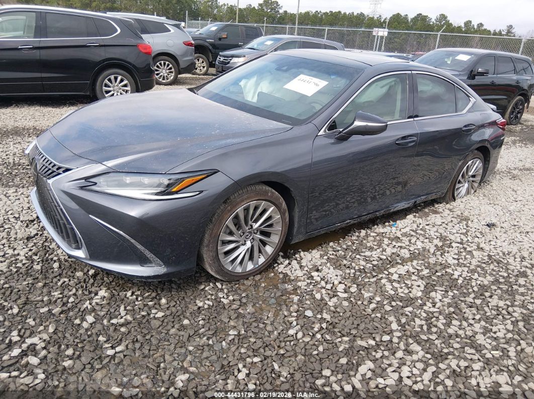 Lexus ES 2023