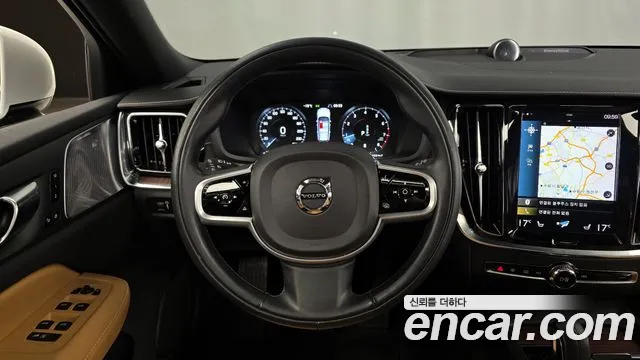 Volvo V60 2021