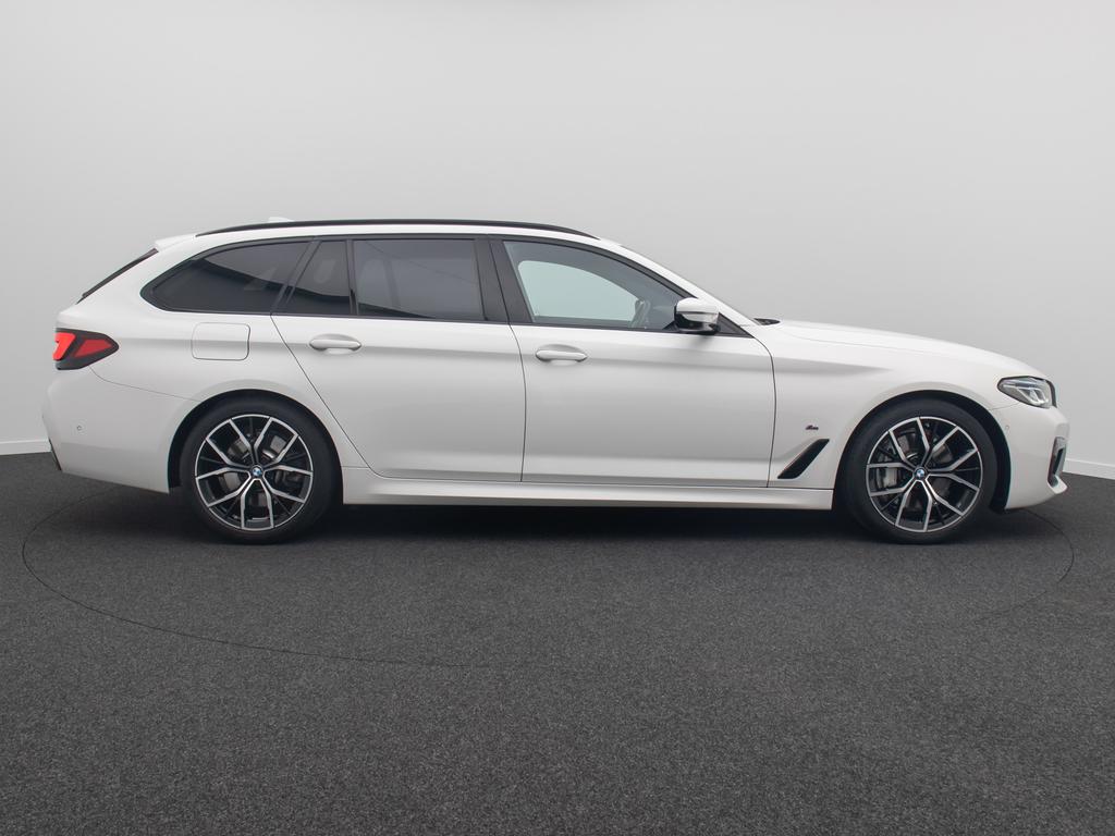 BMW 530 2023