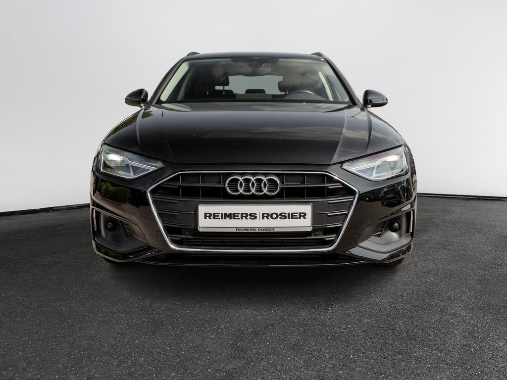Audi A4 2022