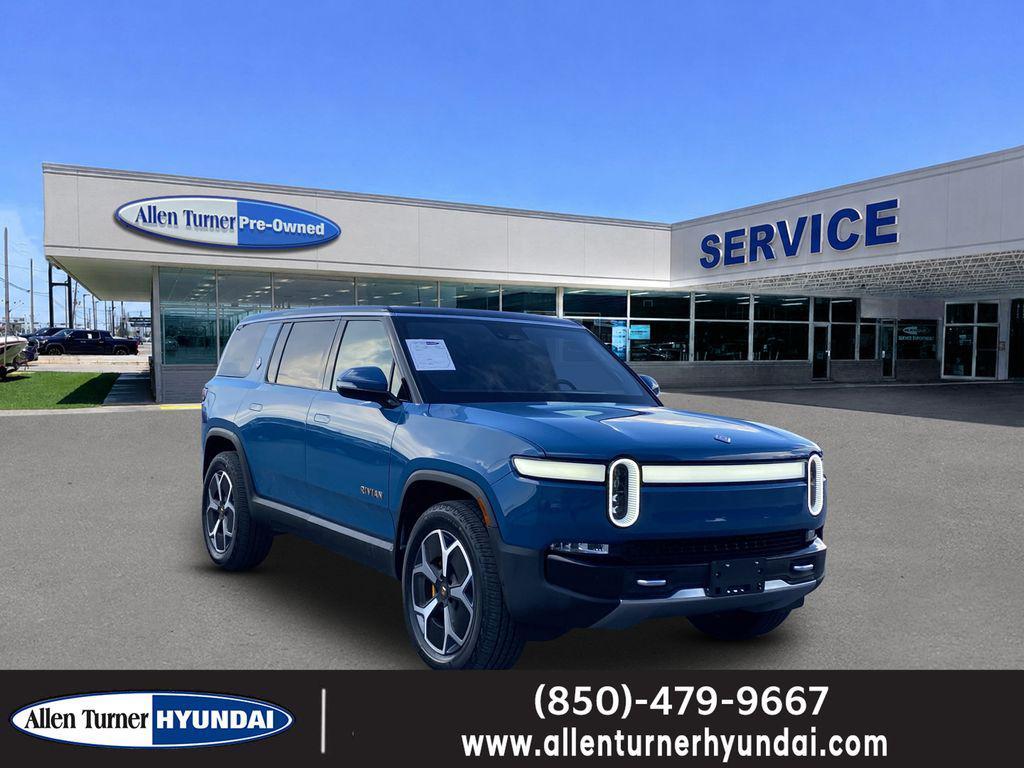 Rivian R1S 2023