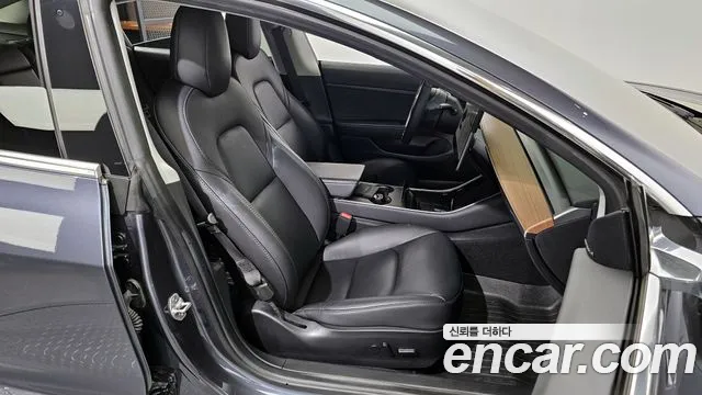 Tesla Model 3 2020