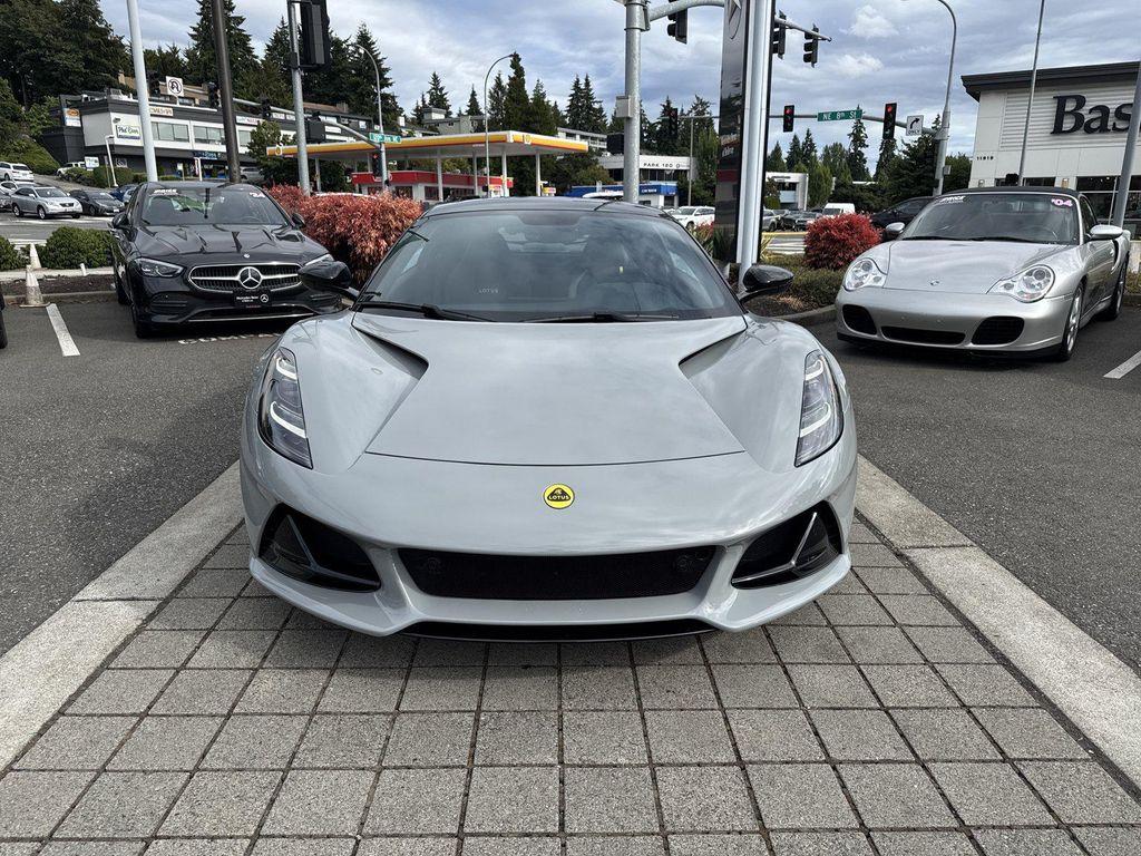 Lotus Emira 2024
