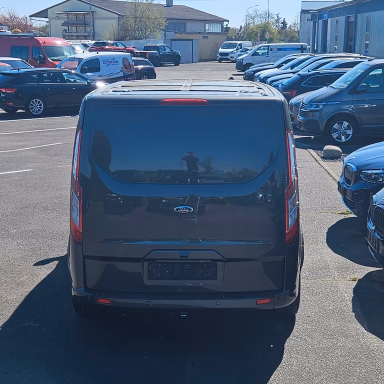 Ford Tourneo Custom 2021
