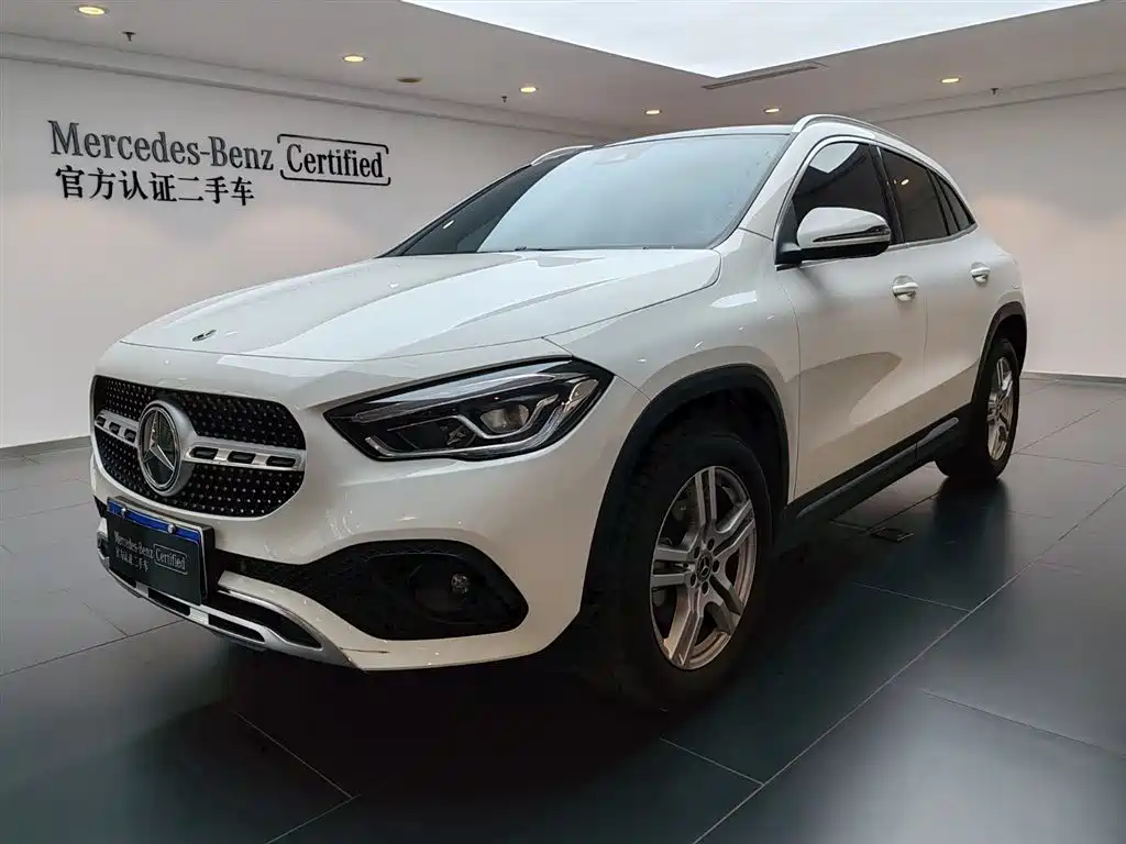 Mercedes-Benz GLA 2023