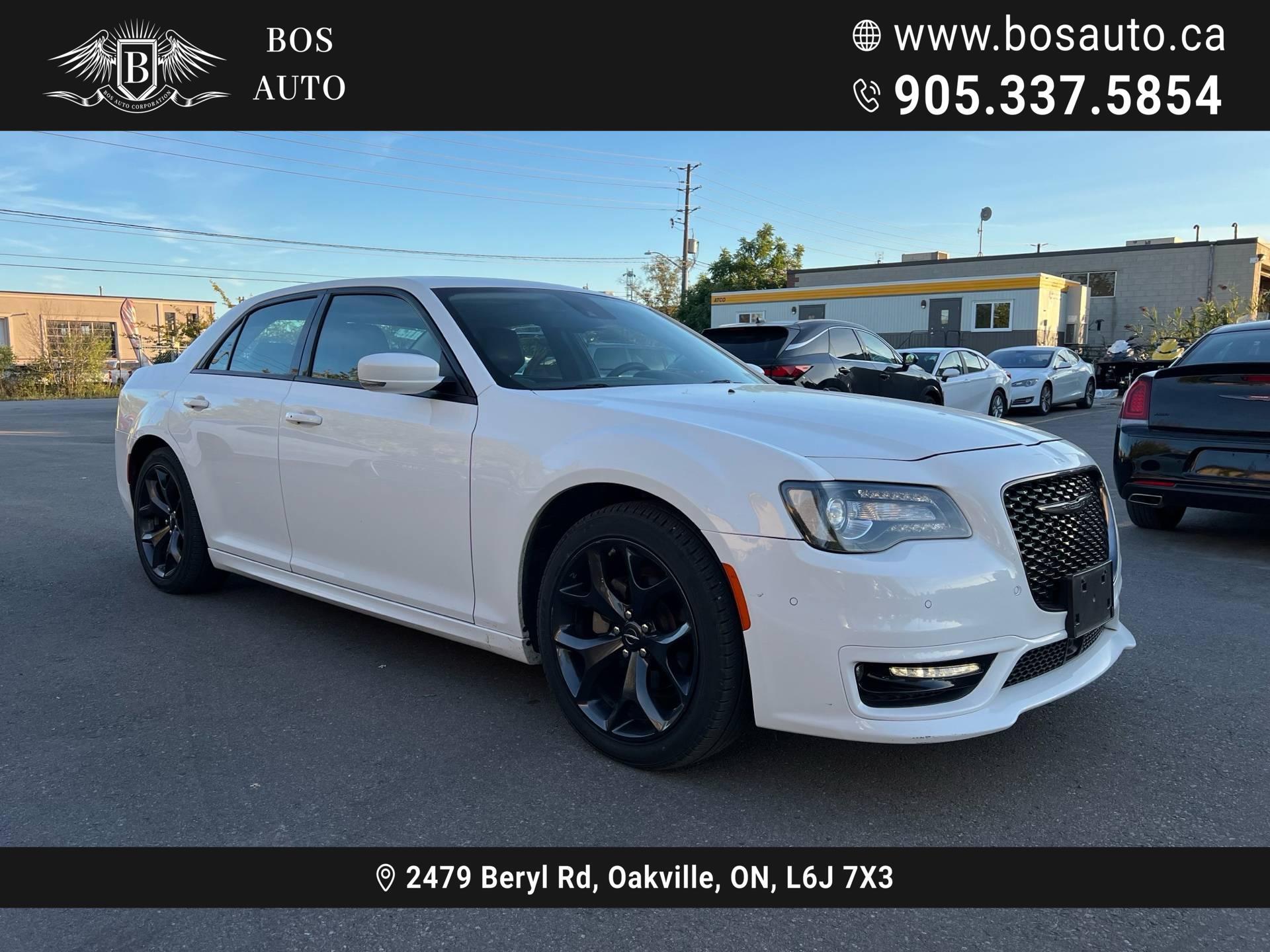 Chrysler 300 2023