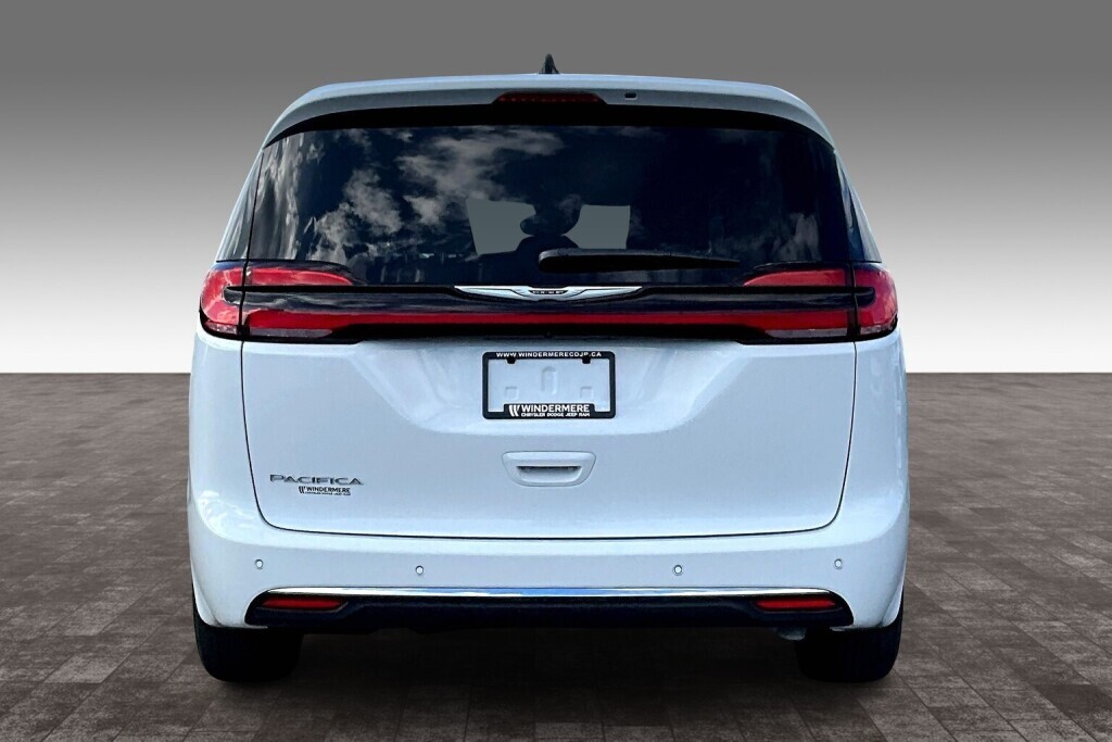 Chrysler Pacifica 2024