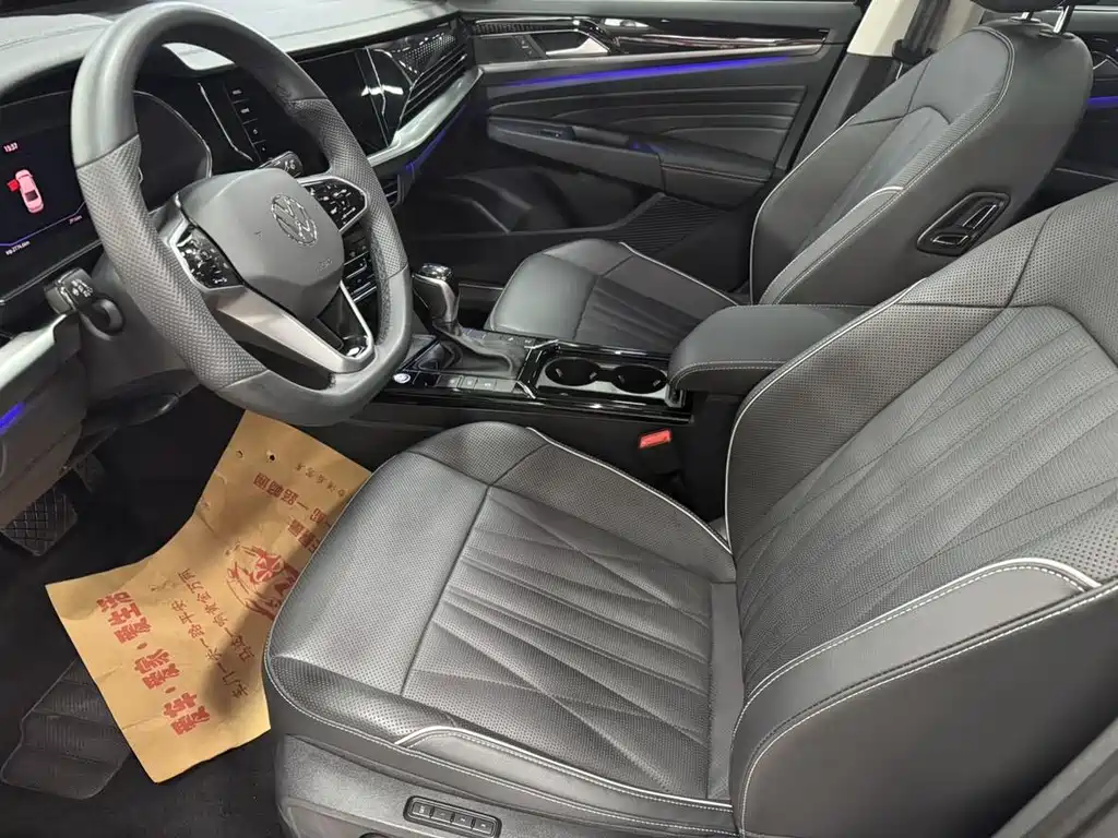 Volkswagen Passat 2024