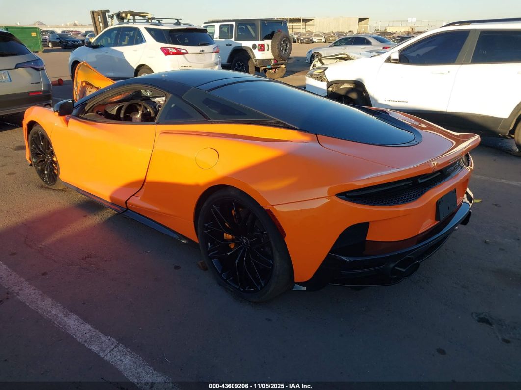 McLaren GT 2023
