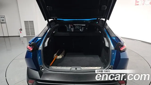 Peugeot 408 2023