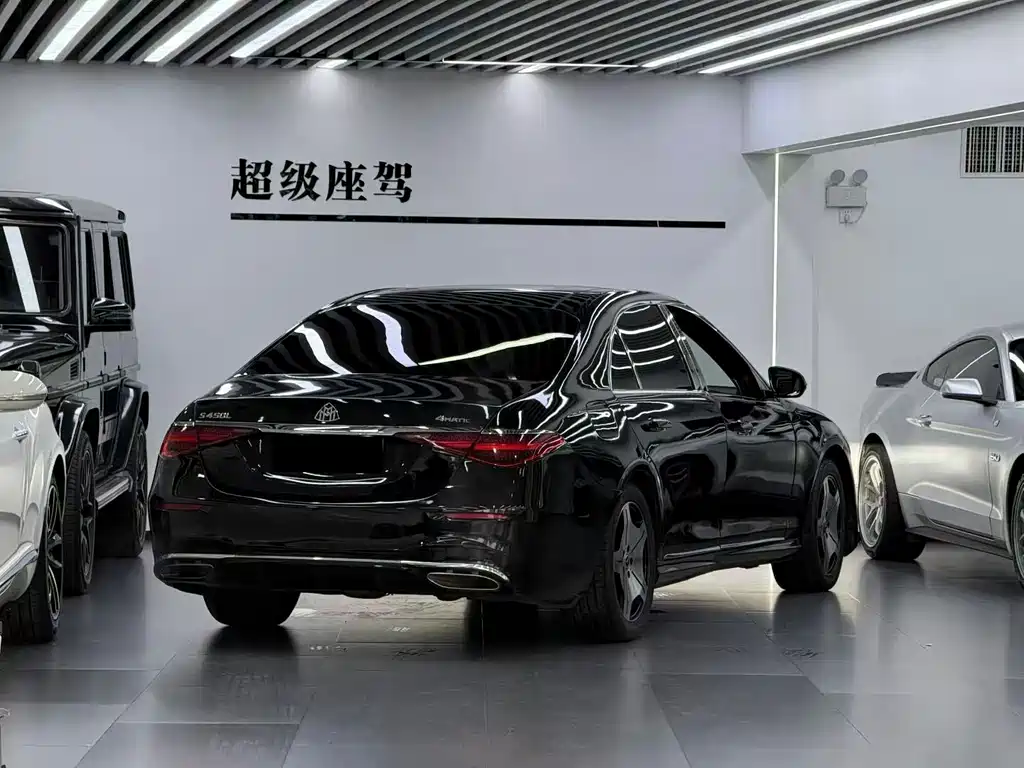 Mercedes-Benz Maybach S-Класс 2022