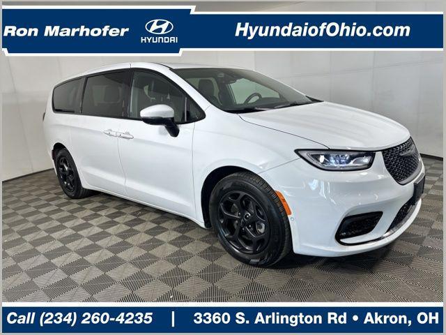Chrysler Pacifica 2023