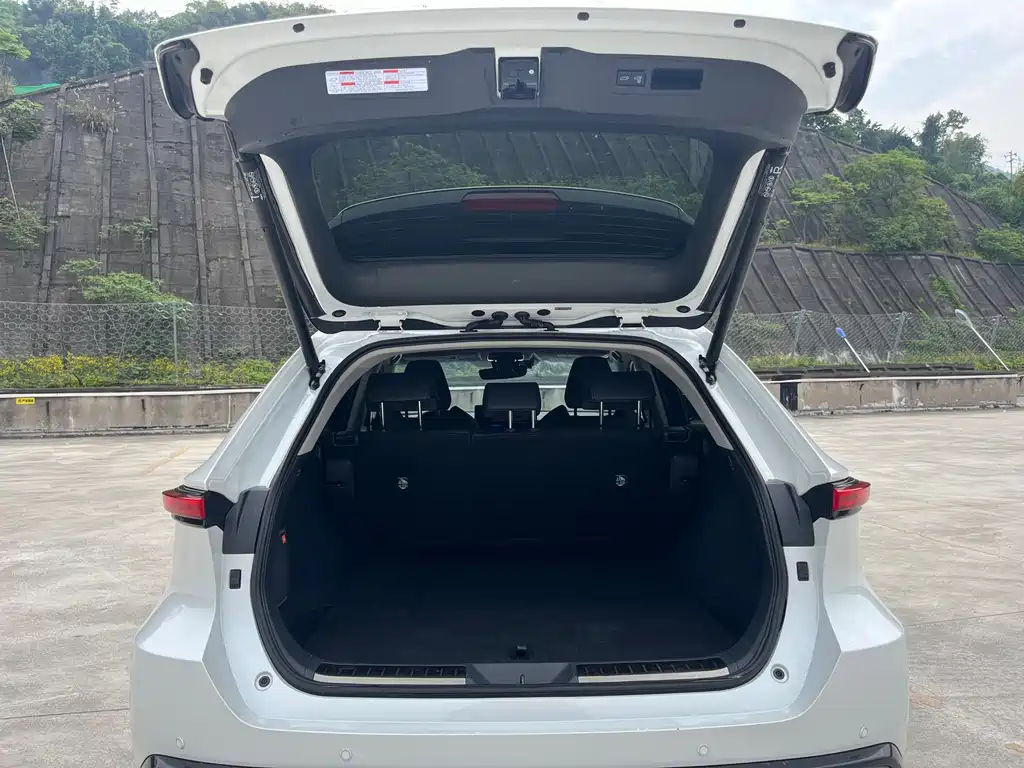 Toyota Venza 2023
