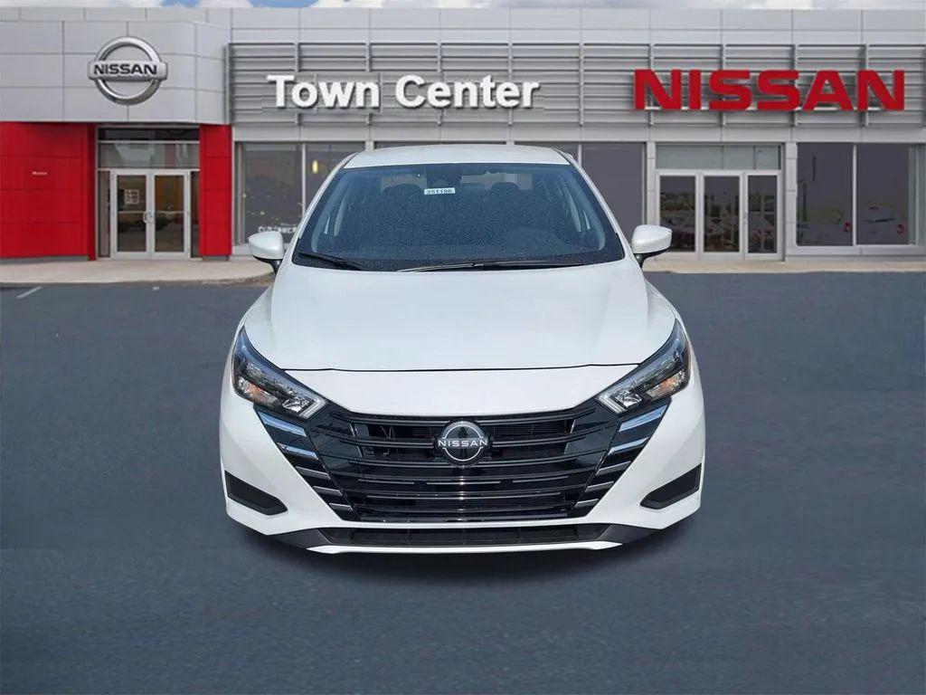 Nissan Versa 2025