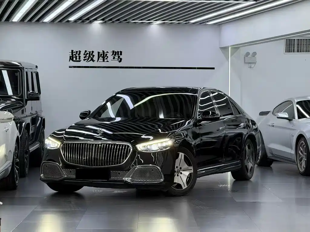 Mercedes-Benz Maybach S-Класс 2022