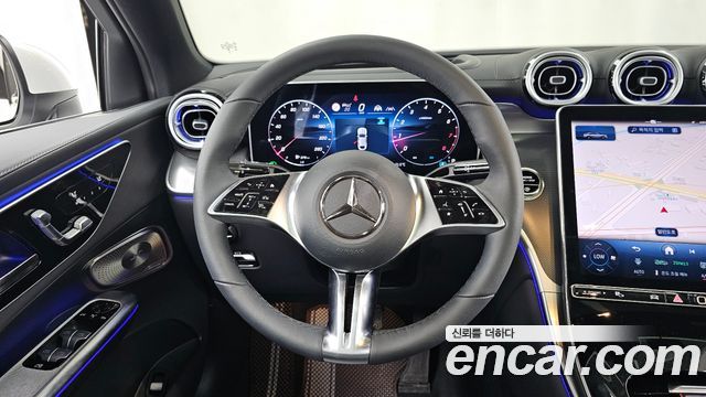 Mercedes-Benz GLC 2025
