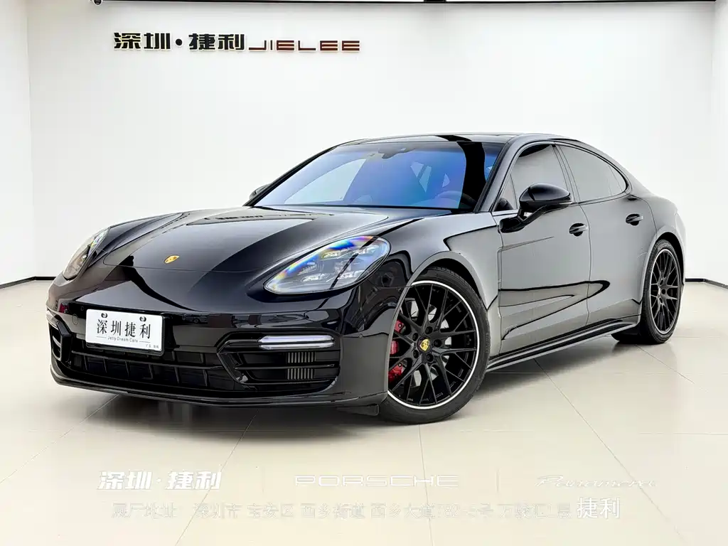 Porsche Panamera 2023