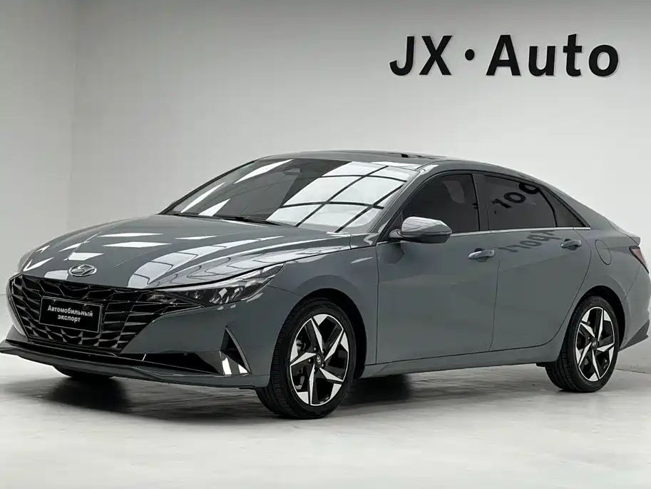 Hyundai Elantra 2022