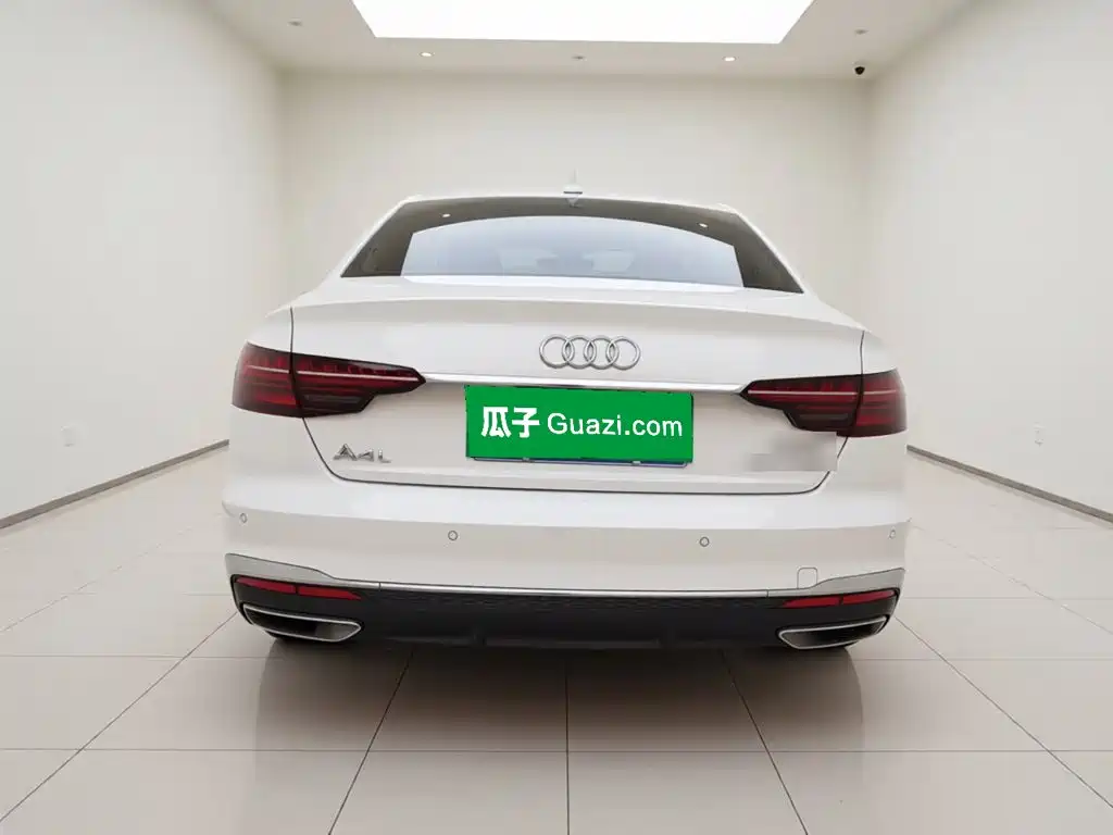 Audi A4 2024