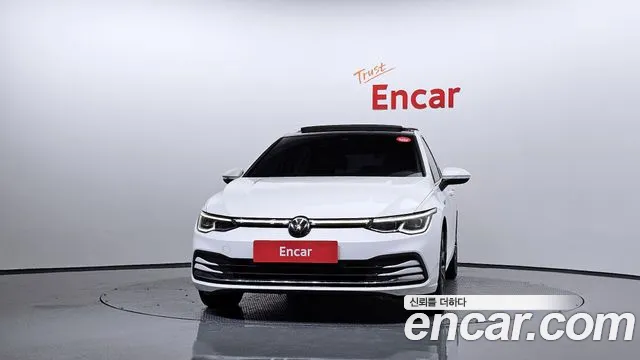 Volkswagen Golf 2024