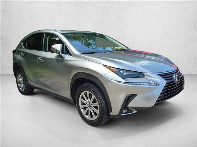 Lexus NX 300 2021
