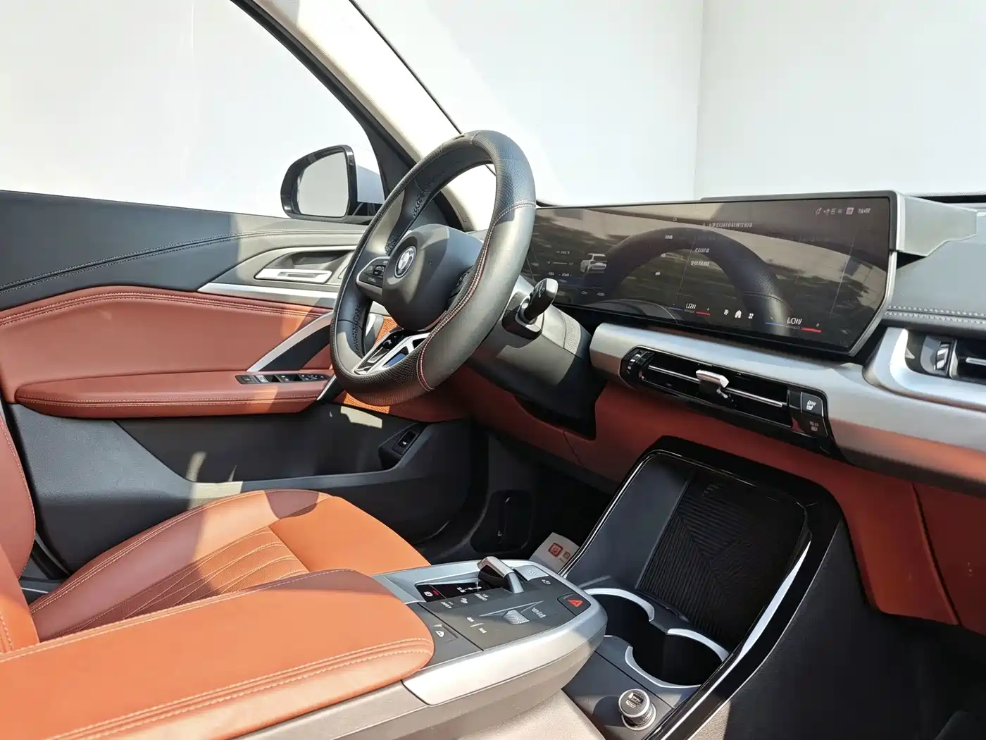 BMW iX1 2025