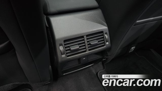 Land Rover Discovery Sport 2022