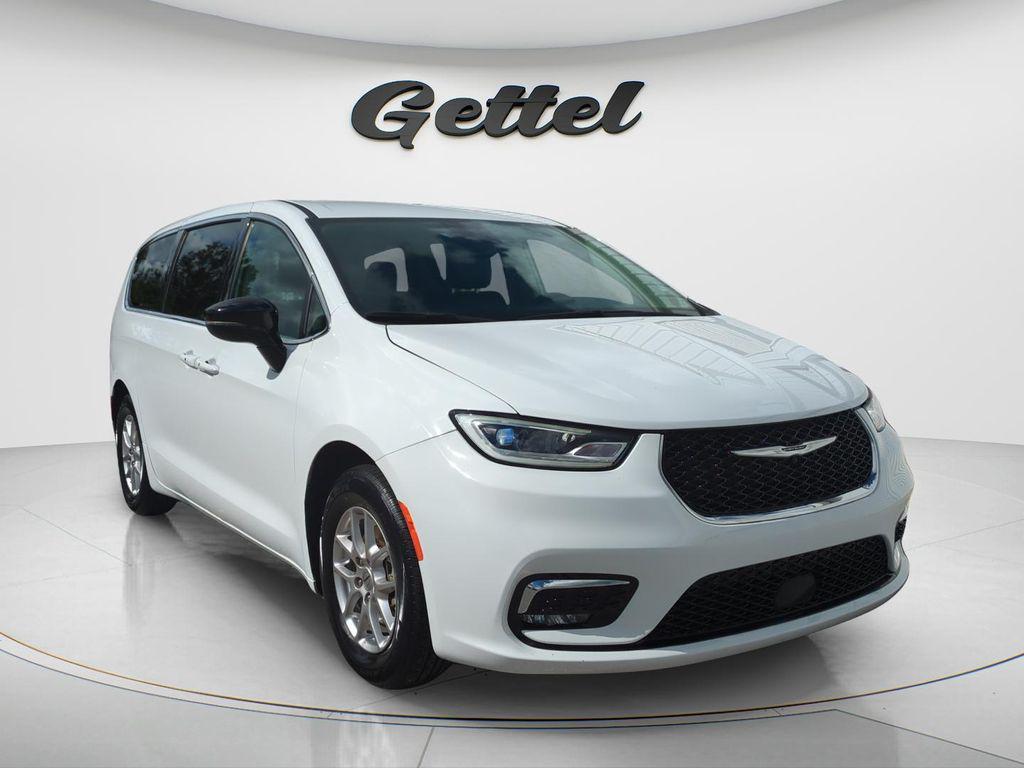 Chrysler Pacifica 2024